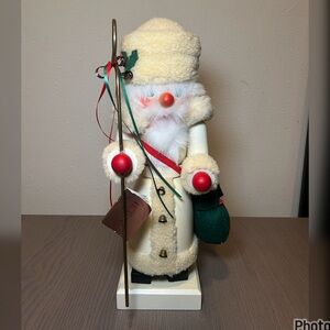 VINTAGE GERMAN NUTCRACKER ULBRICHT WHITE RUSSIAN SANTA 15” OLD STOCK